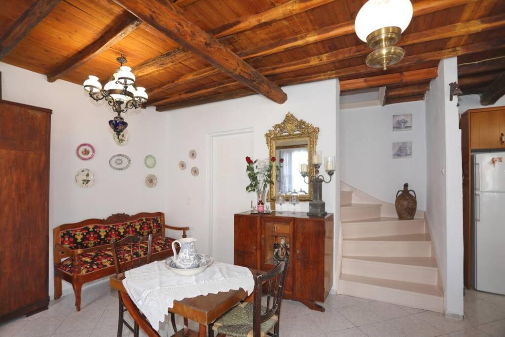Holiday home Alexandras Traditional House In Centre Skopelos Town