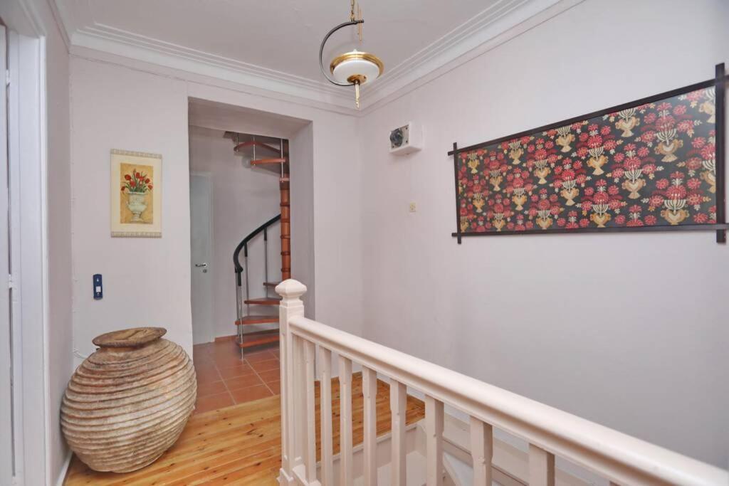 Alexandras Traditional House In Centre Holiday home Skopelos Town